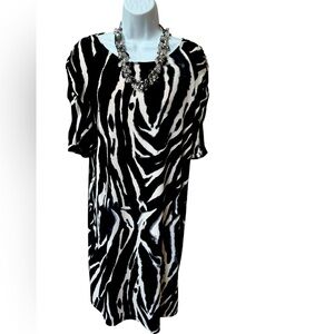Chico's Black and White print Dress Size 2 (12). Worn once.